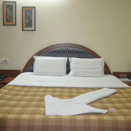 Sakuntala Palace Hotel Puri Esterno foto